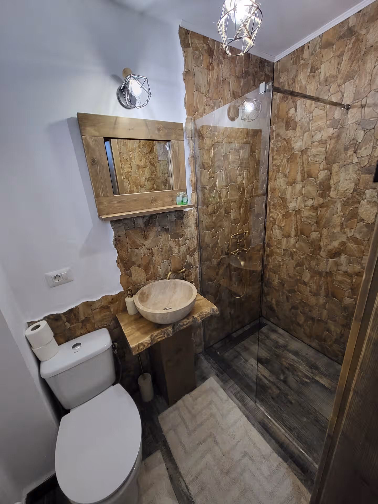 Cerdacul cu Amintiri, cazare tradițională în Câmpulung Moldovenesc, Bucovina, fotografia 33