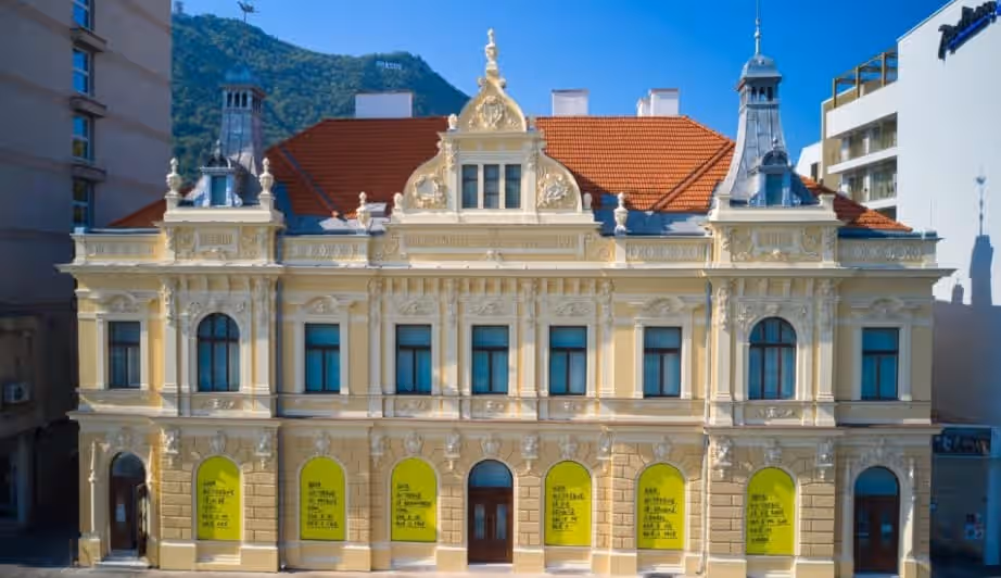Muzeul de Artă Brașov din Brașov, România, fotografia 11 Muzeul de Artă Brașov din Brașov, România, fotografia 11