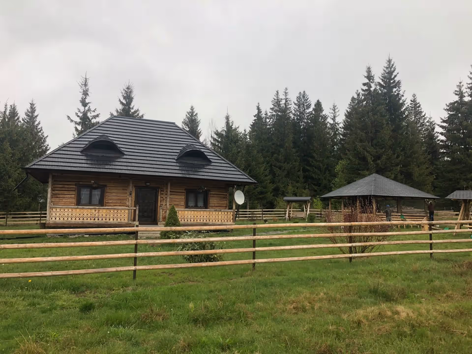 Căsuța din Povești din Dorna-Arini, România, fotografia 2 Căsuța din Povești din Dorna-Arini, România, fotografia 2