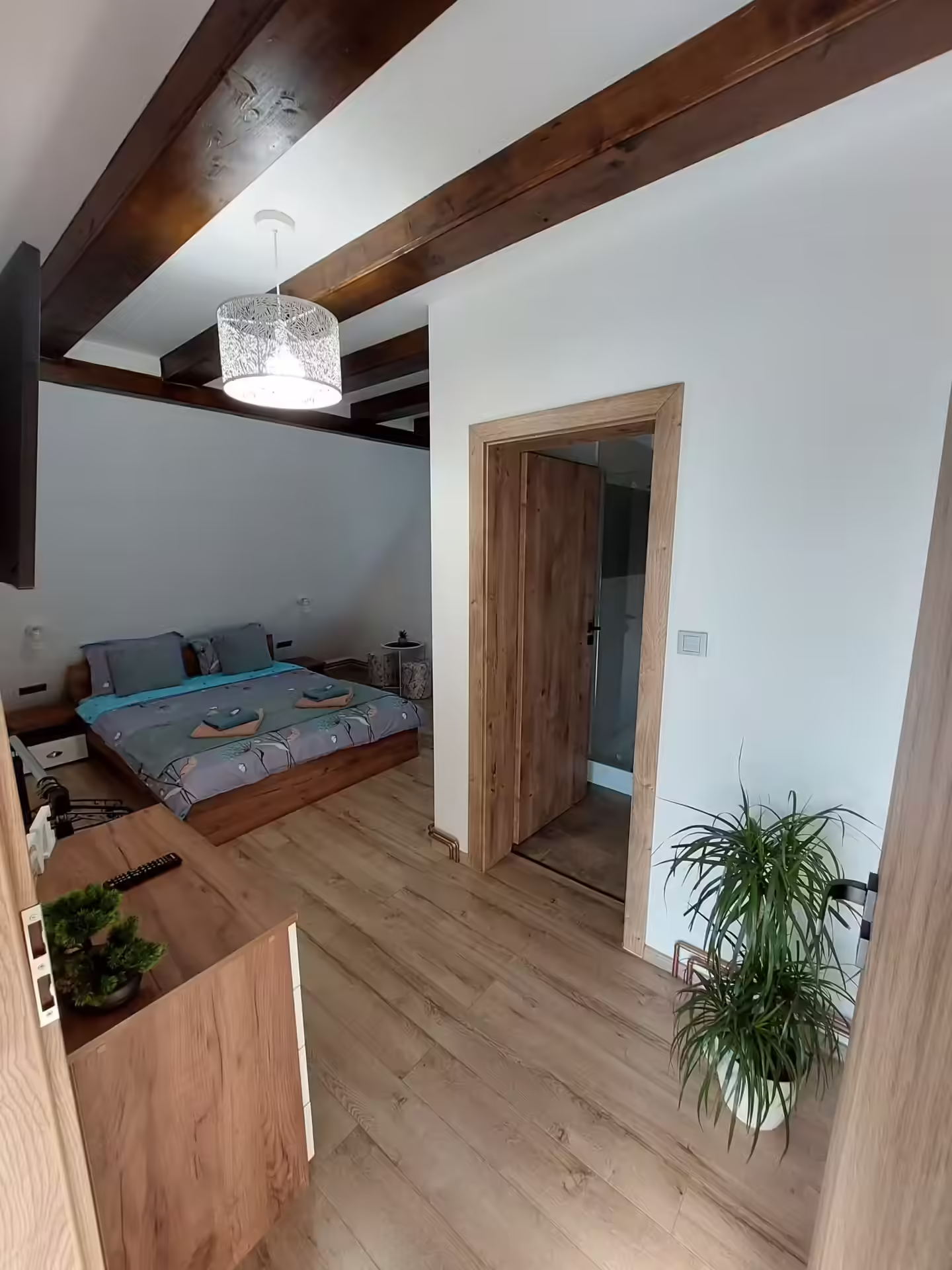 Hol la etaj cu zonă de relaxare la Cabana A-frame Nis Hol la etaj cu zonă de relaxare la Cabana A-frame Nis