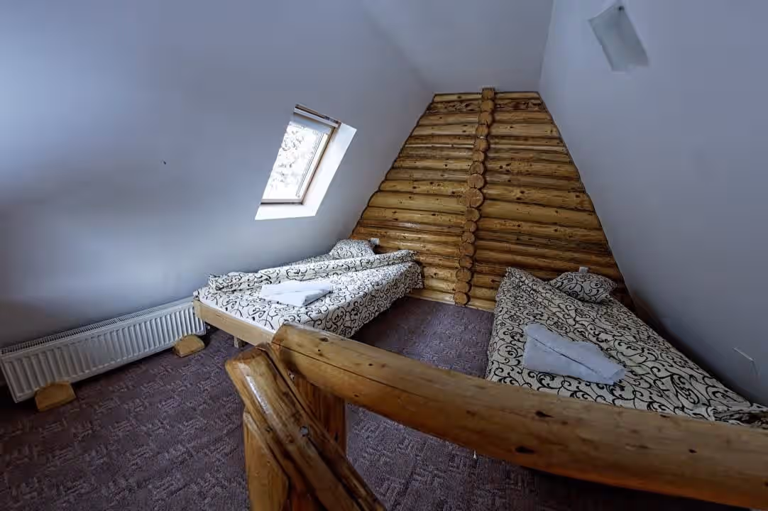 Pensiunea La Sishe din Valea Putnei, România, fotografia 7