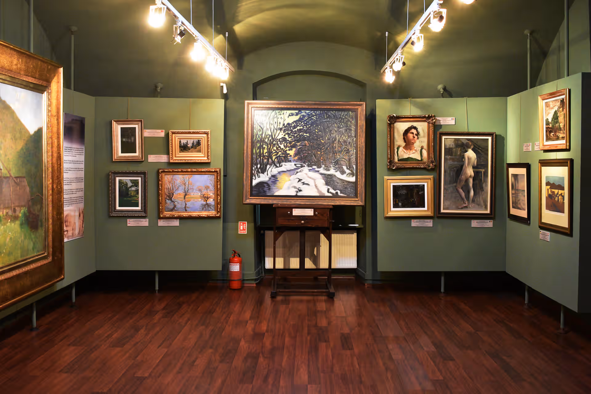 Muzeul Județean de Artă Centrul Artistic Baia Mare din Baia Mare, România Muzeul Județean de Artă Centrul Artistic Baia Mare din Baia Mare, România