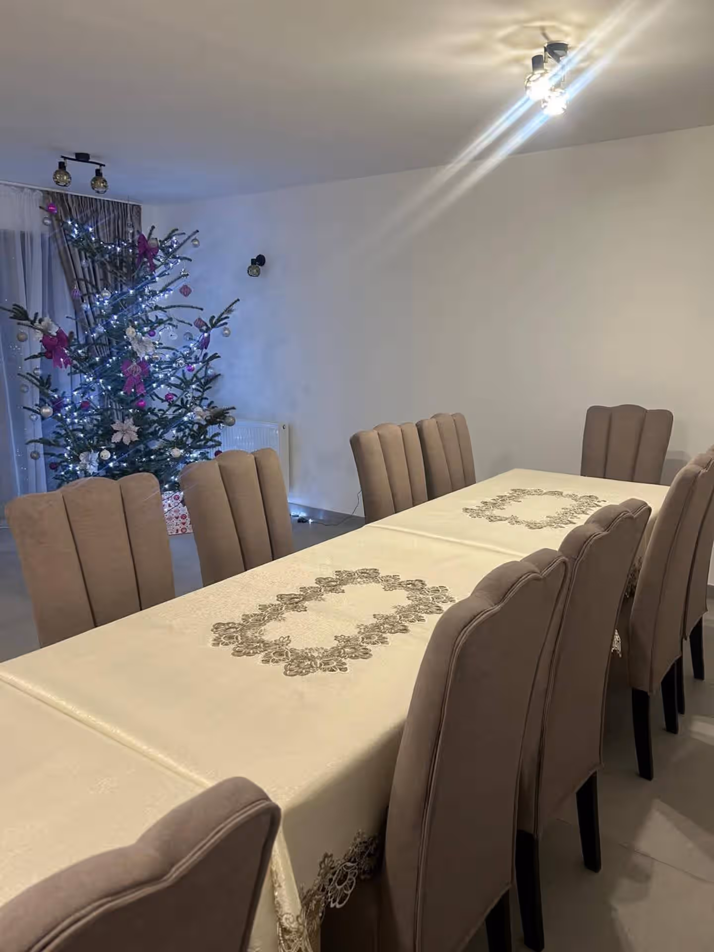 Casa la Poalele Pietrosului din Moisei, România, fotografia 7