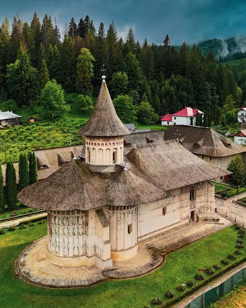 Mănăstirea Voroneț din Voroneț, România, fotografia 3 Mănăstirea Voroneț din Voroneț, România, fotografia 3