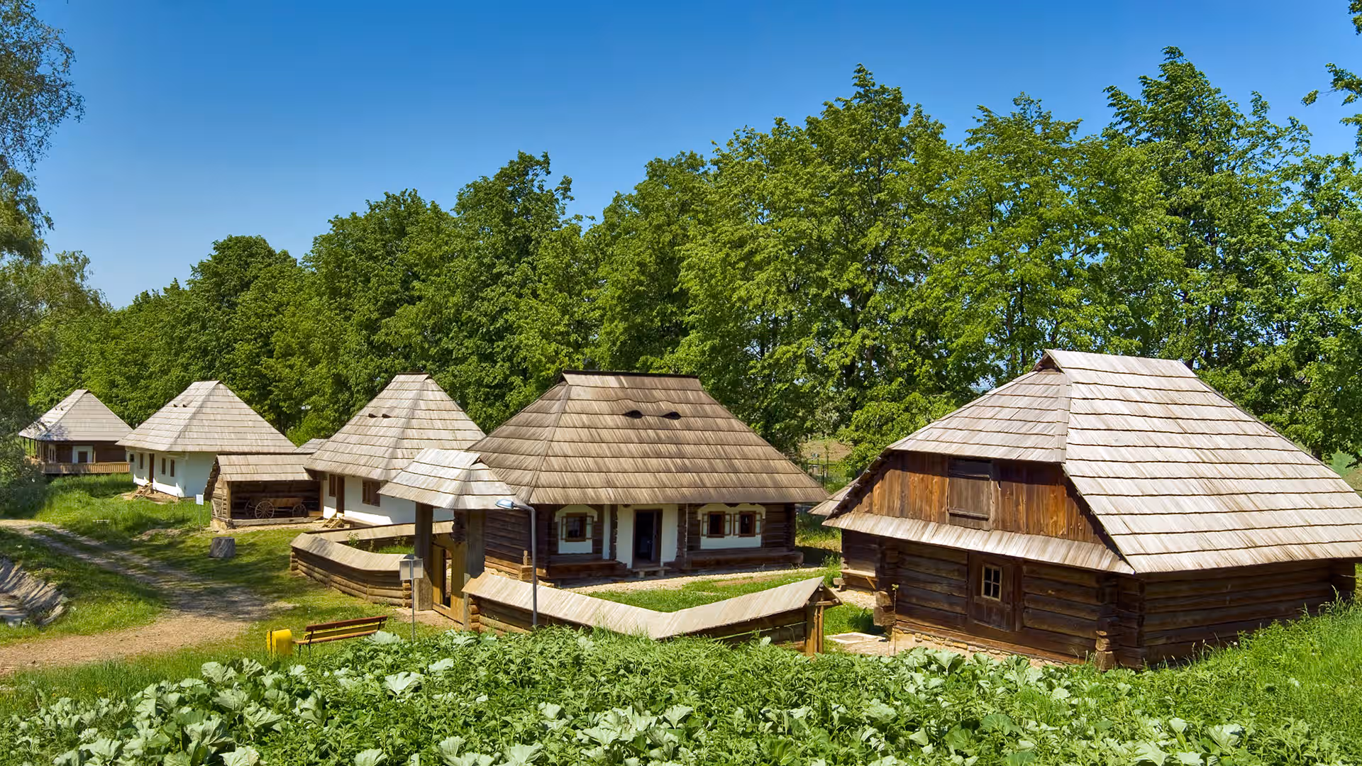Muzeul Satului Bucovinean din Suceava, România Muzeul Satului Bucovinean din Suceava, România