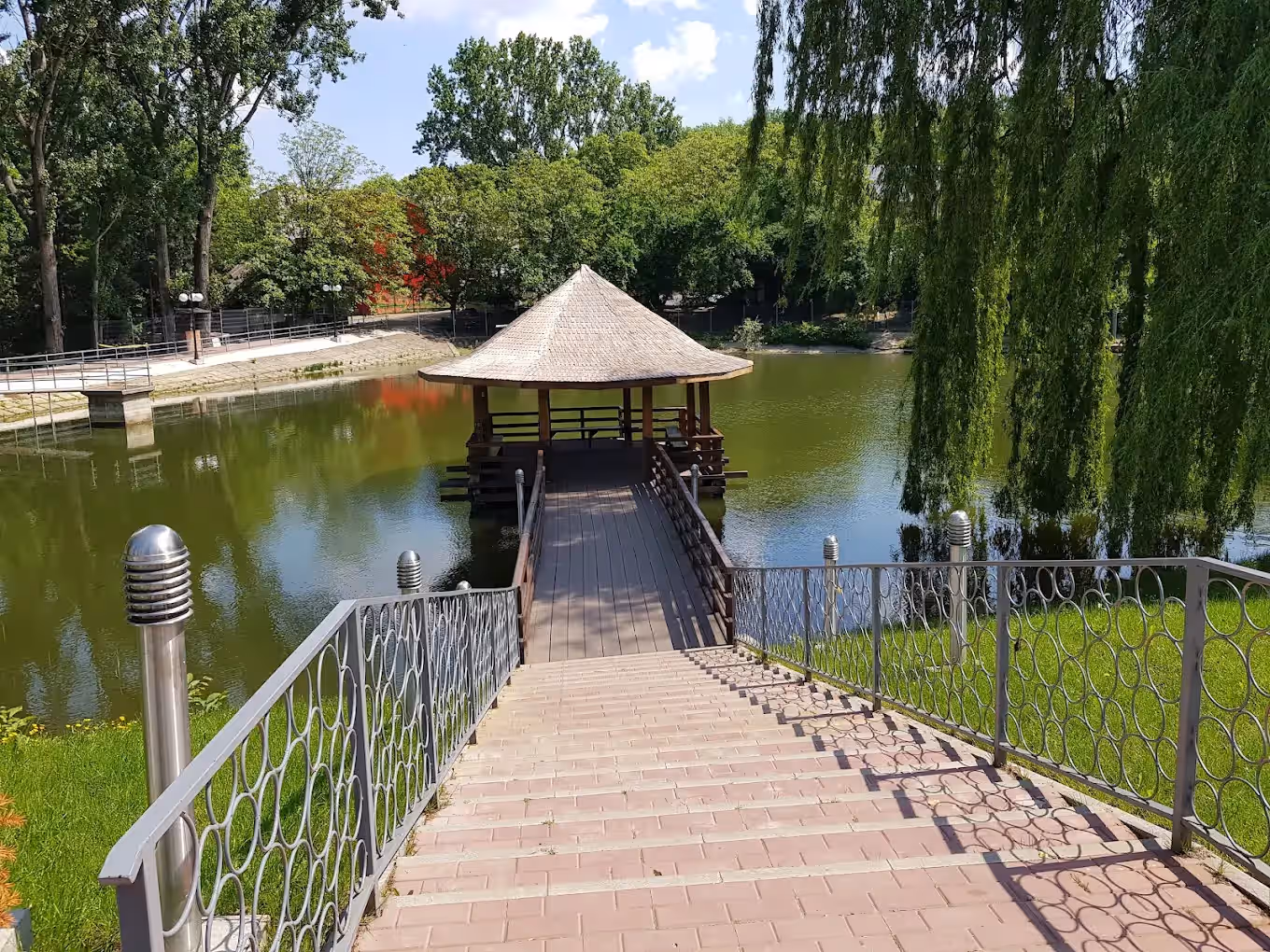 Parcul de Agrement Tătărași din Suceava, România, fotografia 10