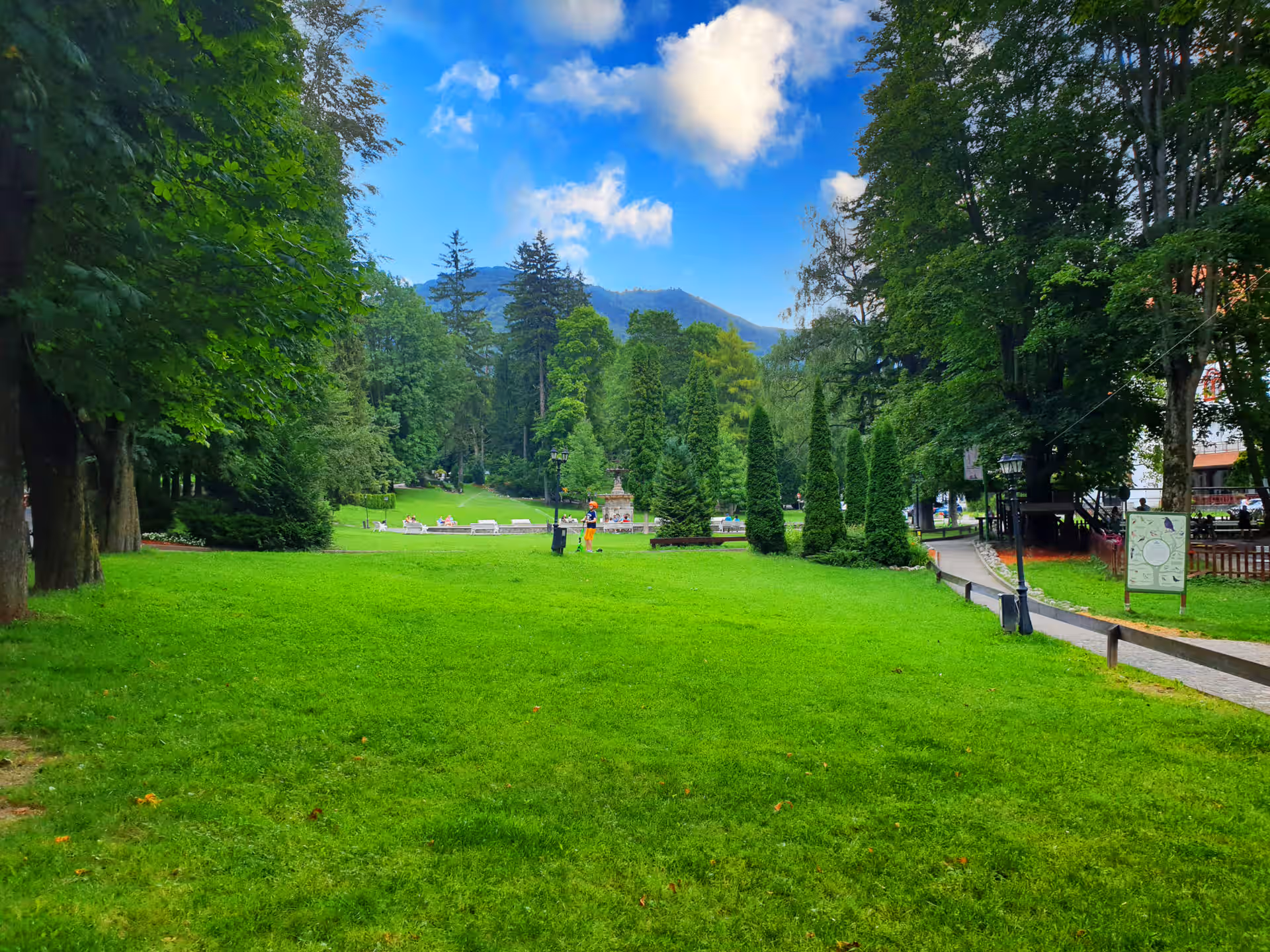 Parcul Dimitrie Ghica din Sinaia, România, fotografia 14